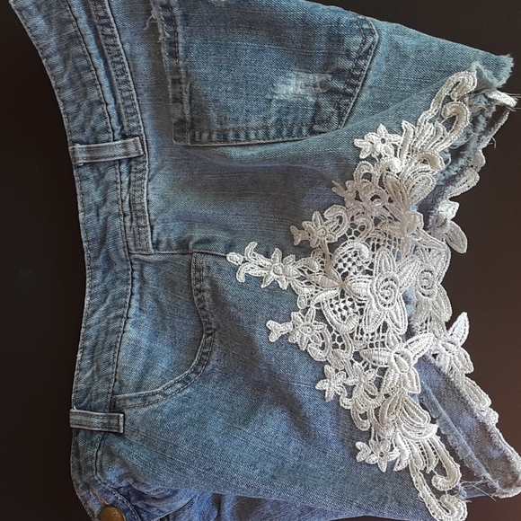 Harper denim short - Picture 9 of 9